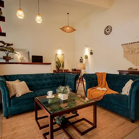 Casakai 2Bhk Bohemian Spread With 3 Patios & Pool Apartment